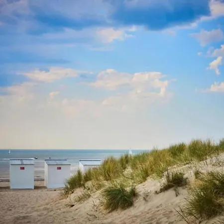 Coastal In Апартаменты